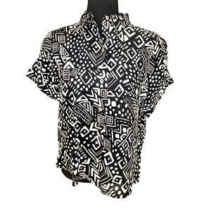 Tahari Womens M 100% Linen Black White Aztec Button Top Lagenlook Coastal Resort